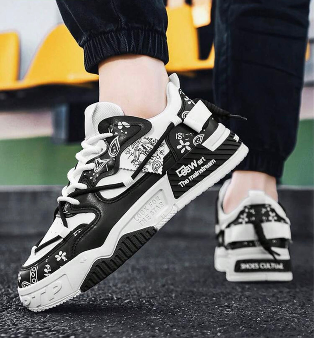 Herenmode veter schoenen zwart met letterpatroon