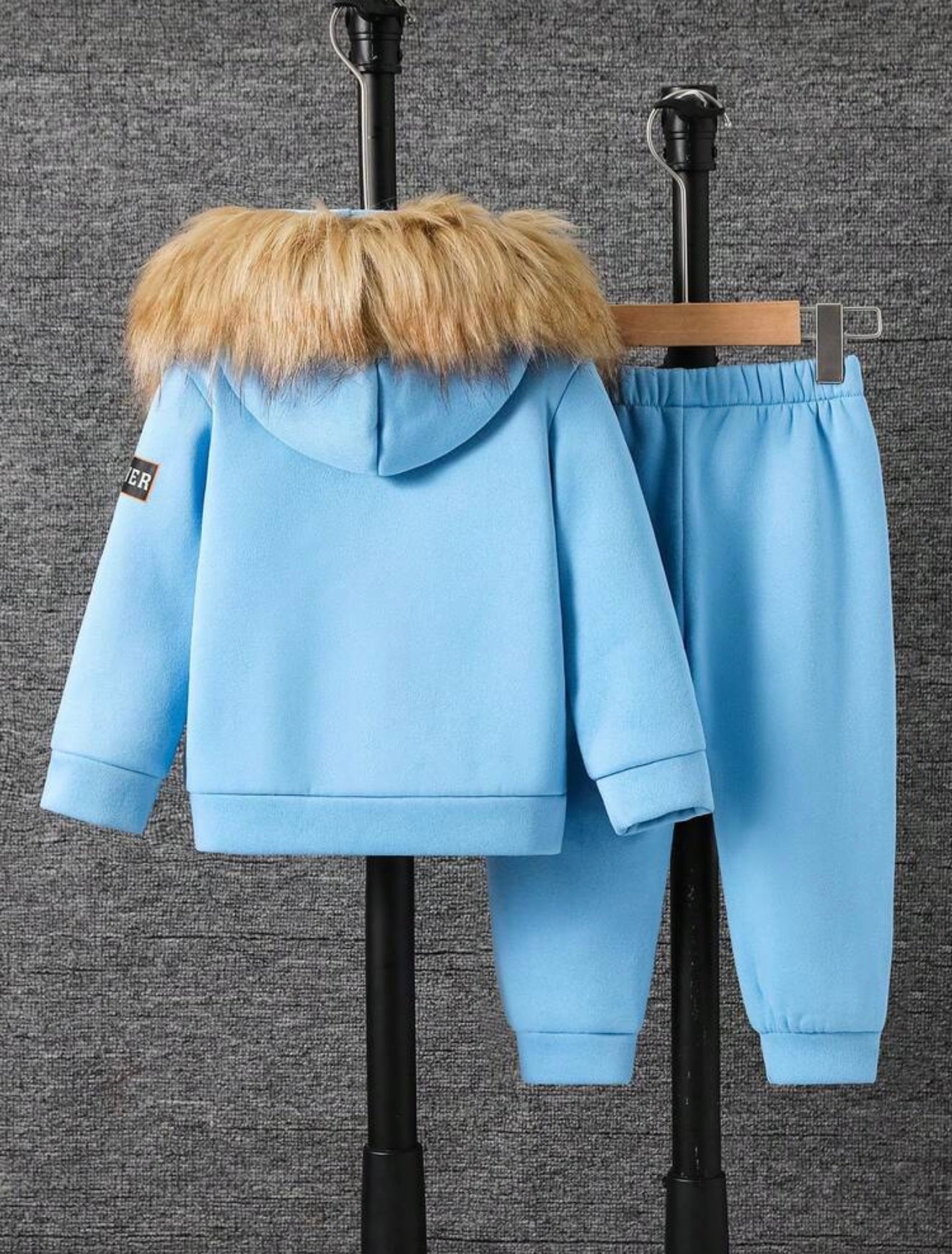 Winter peuterjongenshoodie met reliëf en bontkraag + bijpassende broek blauw