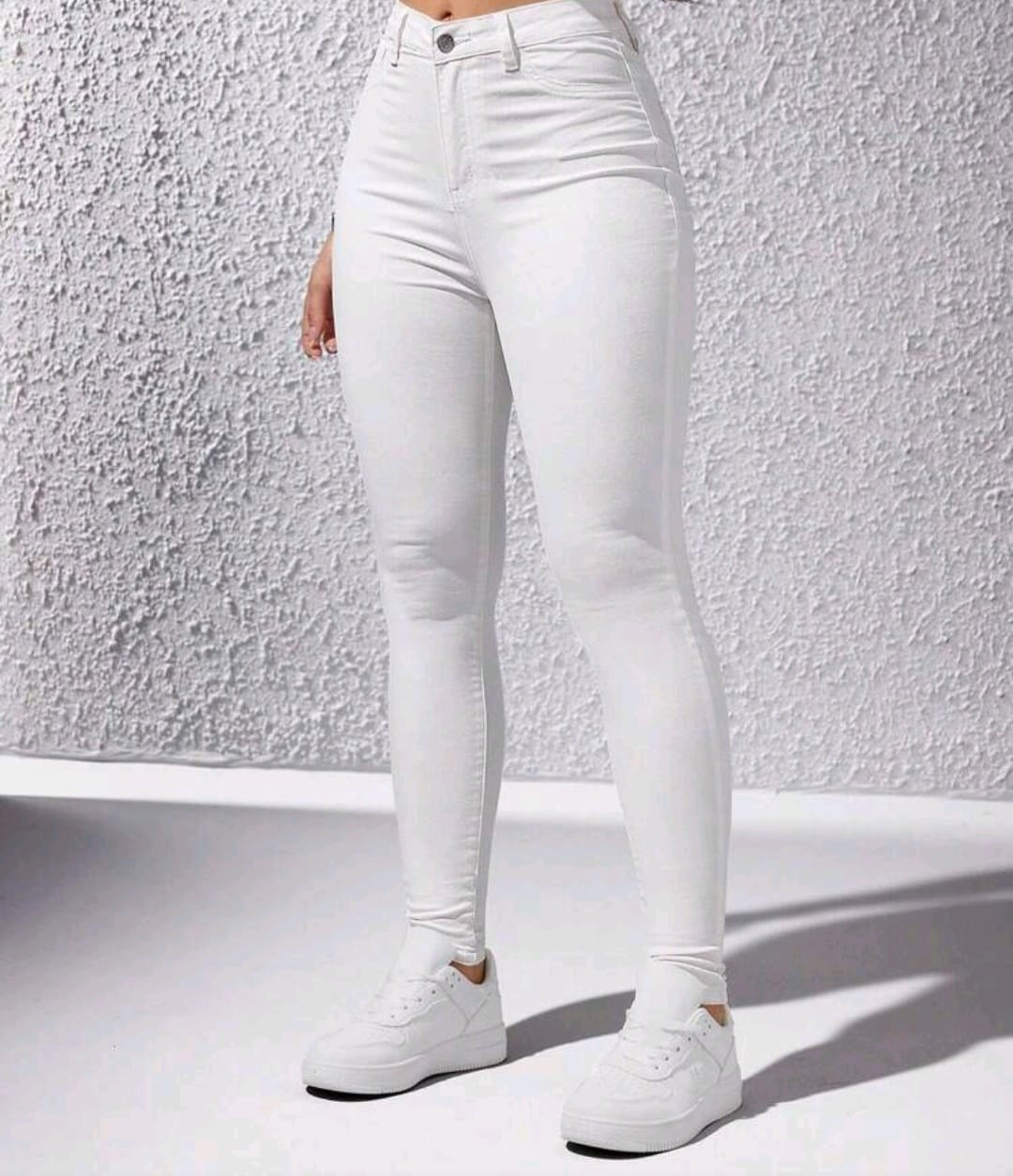 Solid white women skinny jeans