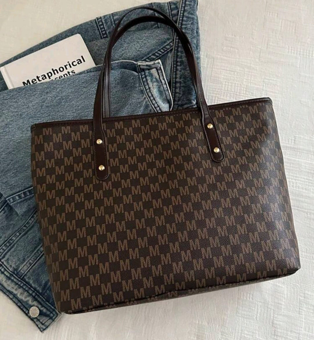 Leren ruime vrouwelijke schoudertas