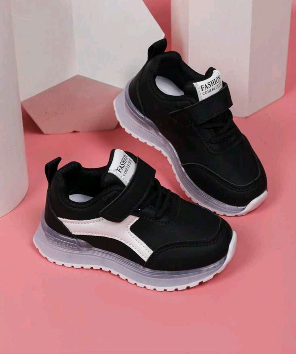 Children’s LED light up sneakers boys & girls sport shoes black